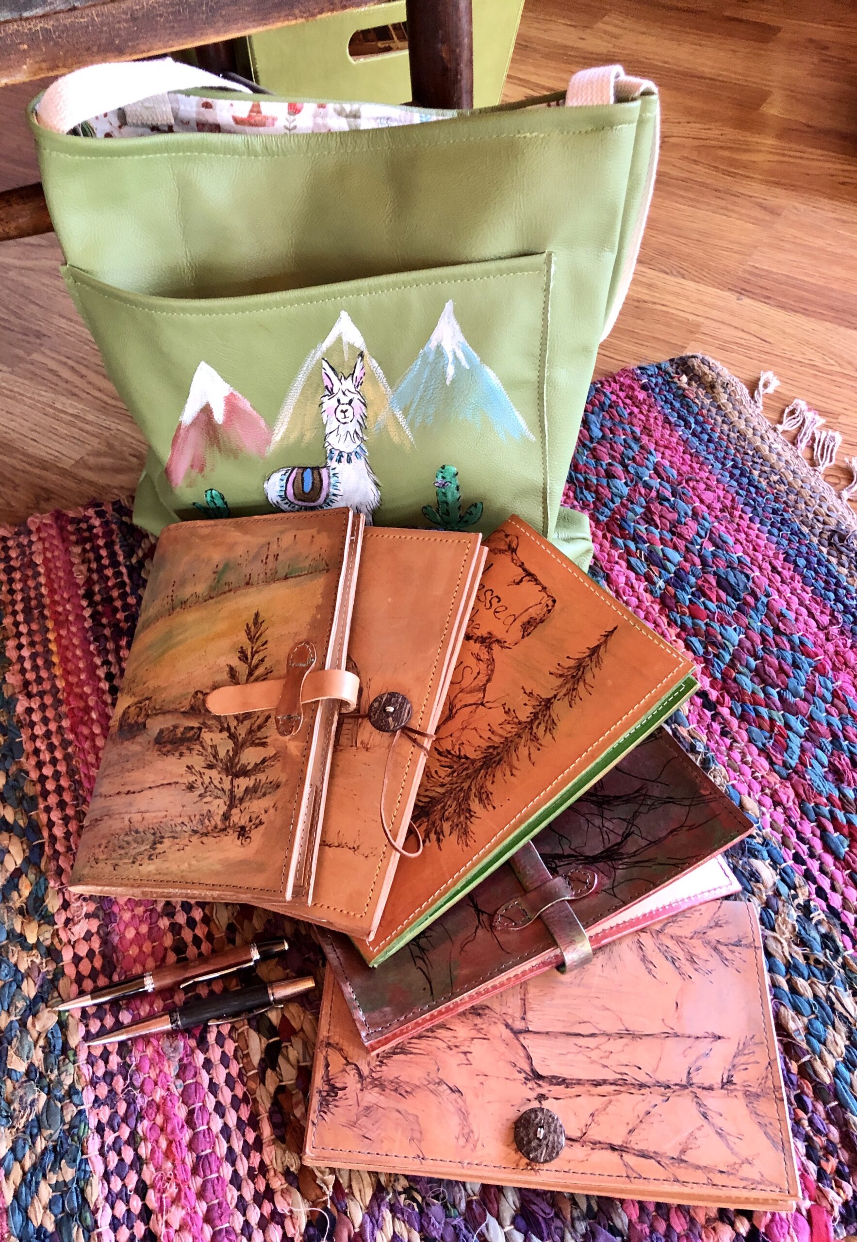 https://www.etsy.com/NorthernFern/listing/748182578/veg-tan-leather-journal-artisan-made?utm_source=Copy&utm_medium=ListingManager&utm_campaign=Share&utm_term=so.lmsm&share_time=1606079525162